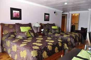 Hotel Motel Grande Vallee Buitenkant foto